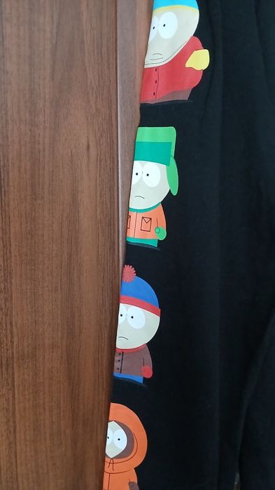 Bluzka czarna Cropp L South Park