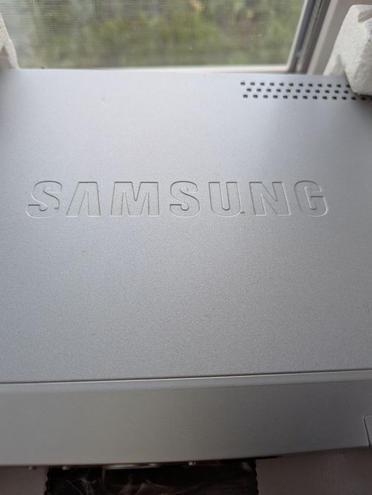 Продам відеомагнітофон Lg, DVD плеєр Samsung, магнітола