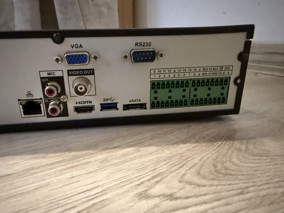 Rejestrator sieciowy 16-kanałowy Dahua DHI-NVR4416