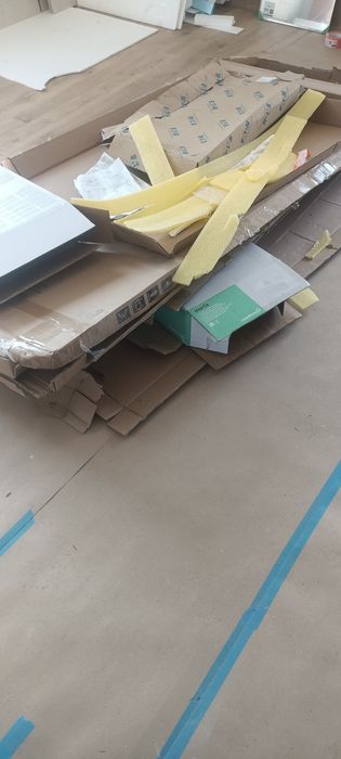 Drzewo drewno na opał palety kartony za darmo