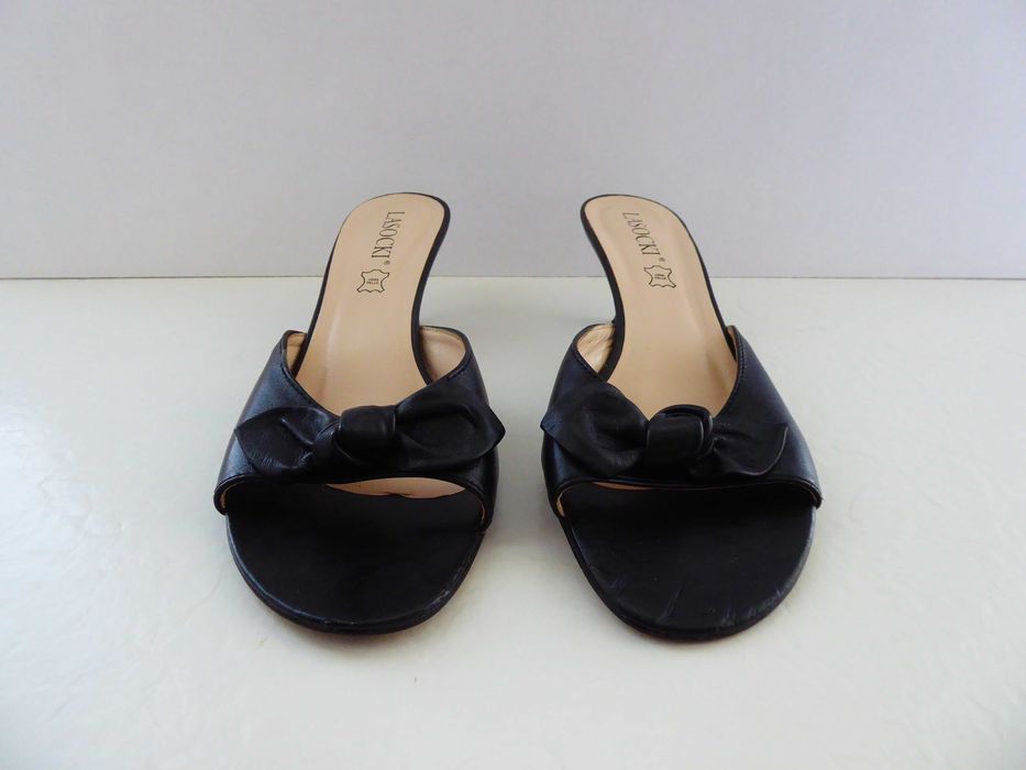 Czarne klapki damskie skórzane Lasocki z  kokardką r. 38