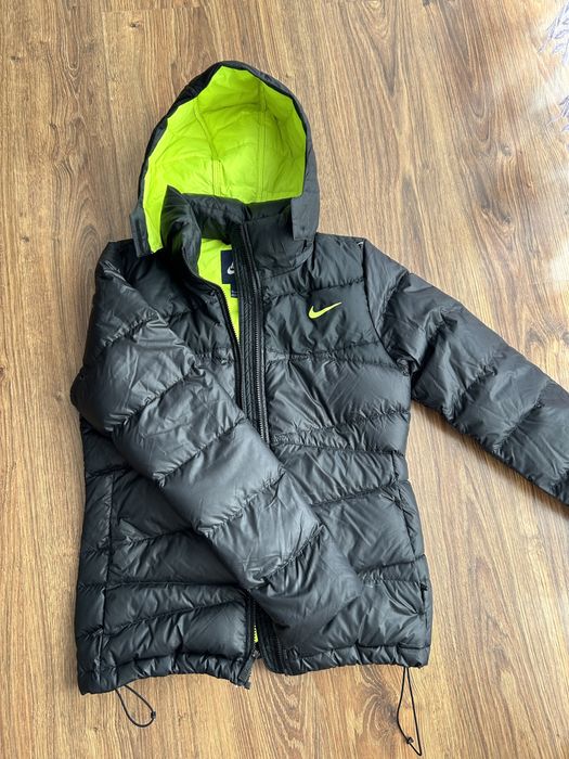 puchowa kurtka Nike