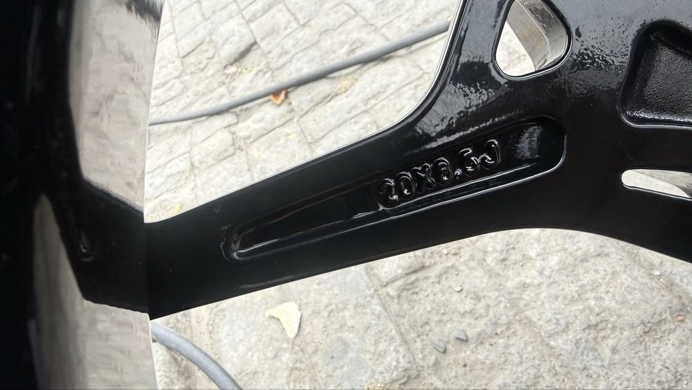 Продаю диски оригінал Vossen HF5 20x8.5 5x114.3 offset 45