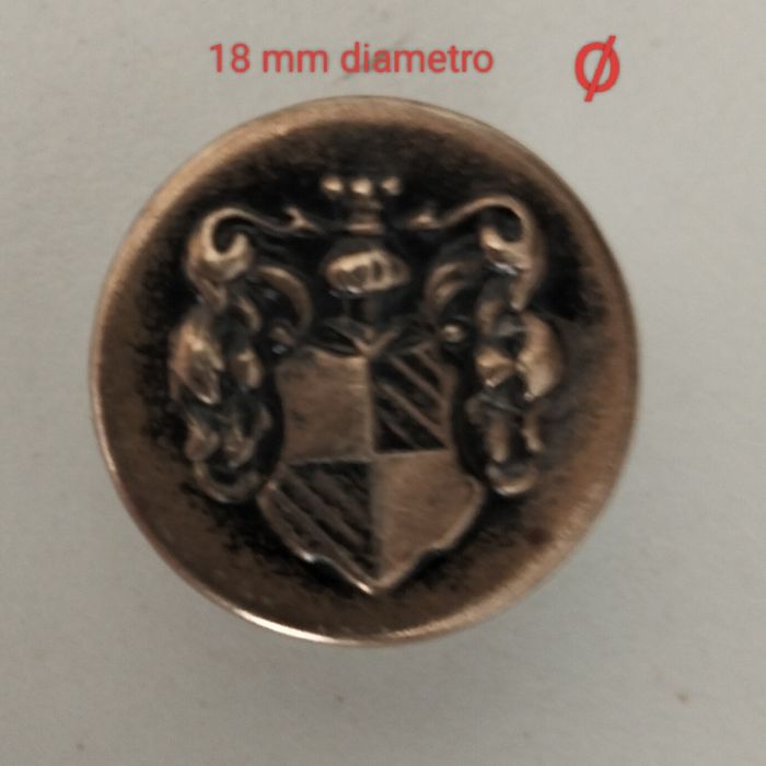 3 Botões antigos