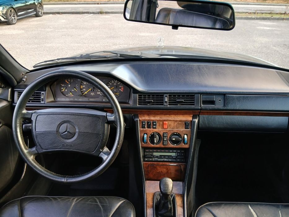 Mercedes 260E w124