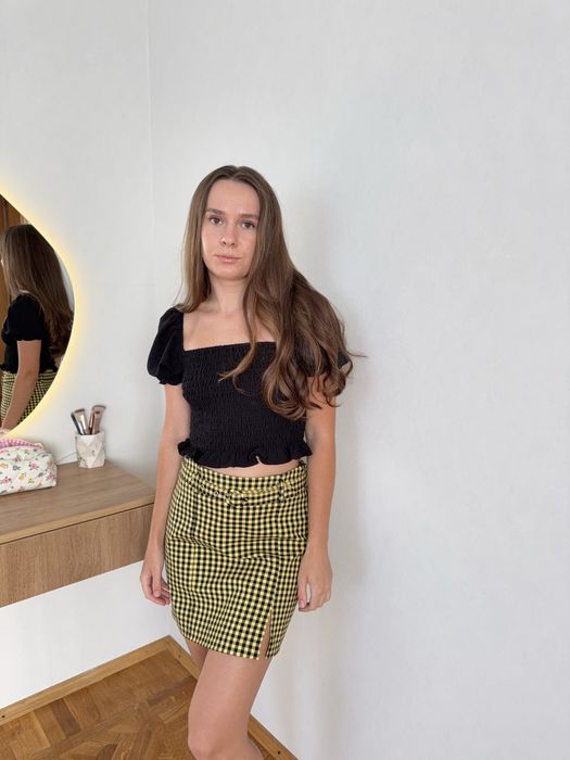 Спідниця в клітинку з ремінцем