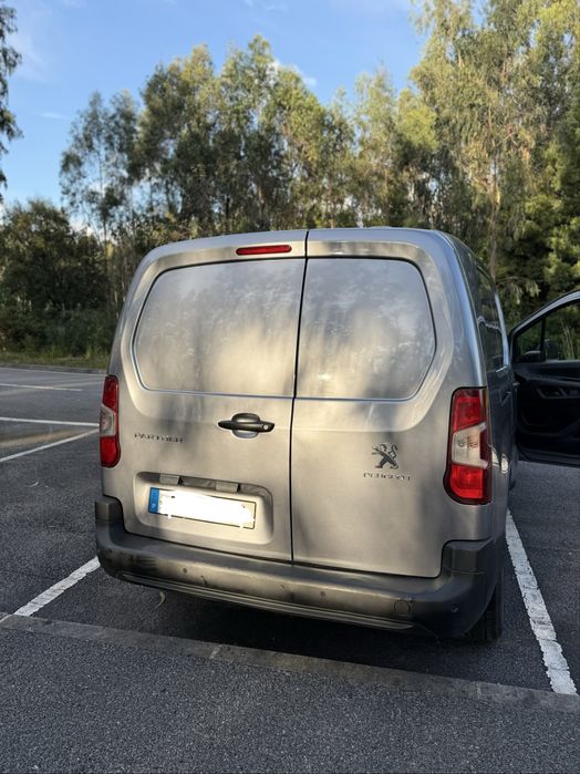 Peugeot partner 1.5HDI Longa IVA DEDUTIVEL