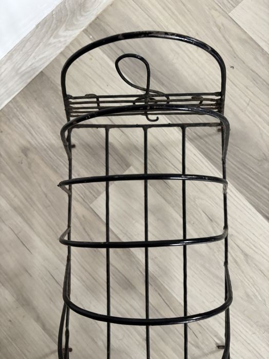 Stojak na płyty winylowe, gazety