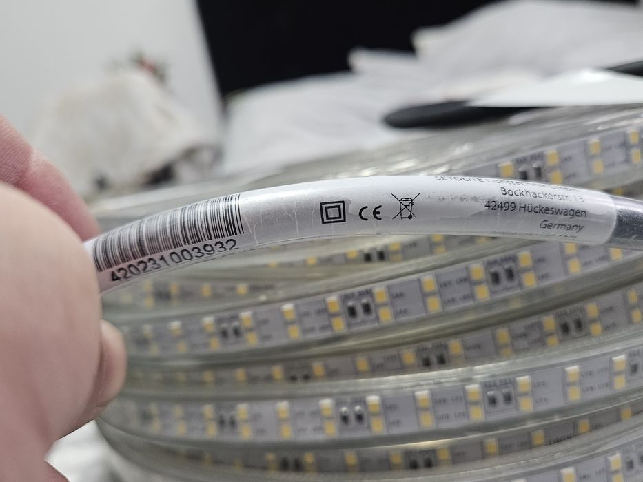 Sprzedania wąż  ledową ciepła barwa i zimna okolo 70 m bieżących