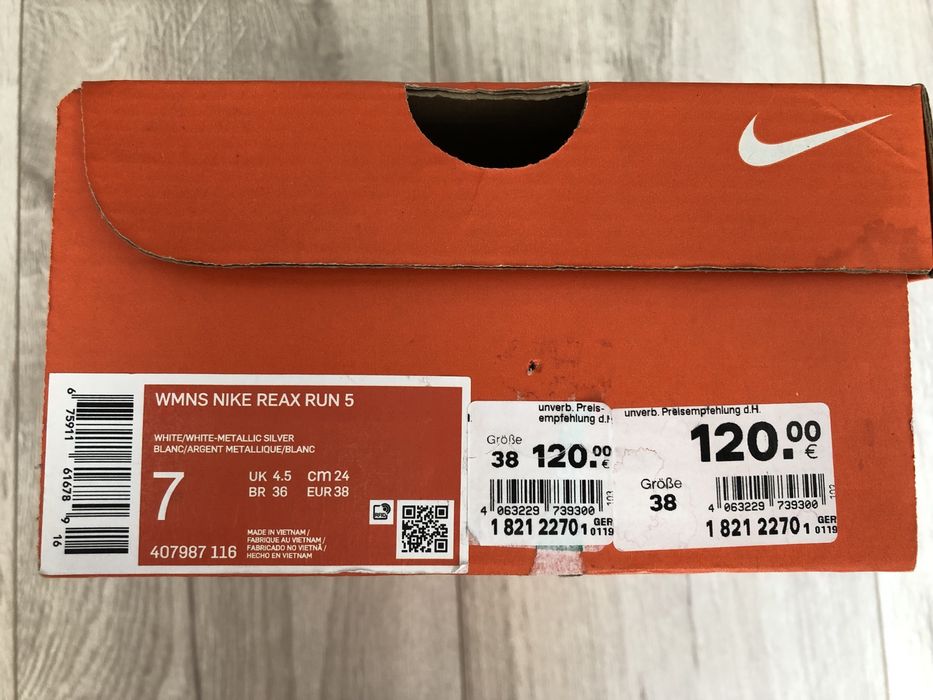 Obuwie sportowe Nike Reax Run 5