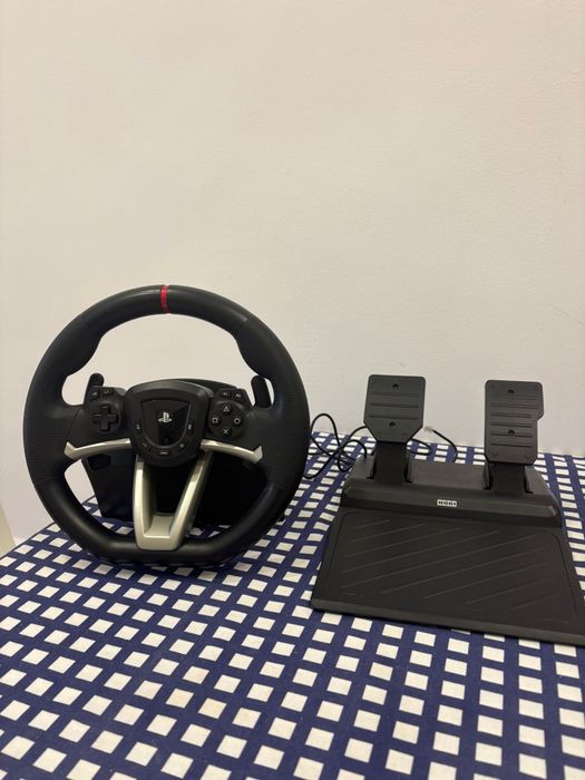 Volante + Pedais Hori Apex