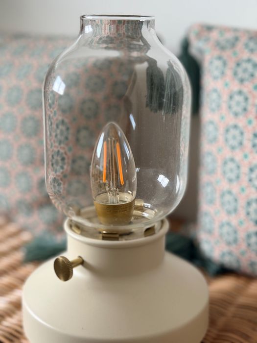 Conjunto de 2 candeeiros IKEA TÄRNABY com cúpula de vidro