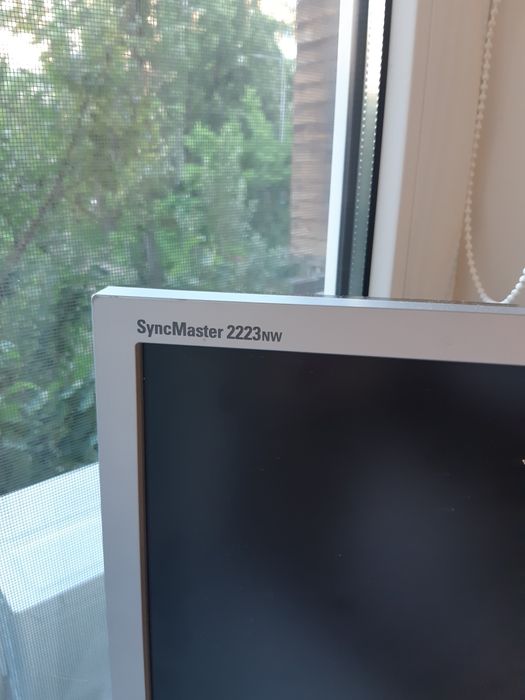 Монітор Samsung SyncMaster 222nw
