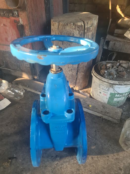 Задвіжка до води!