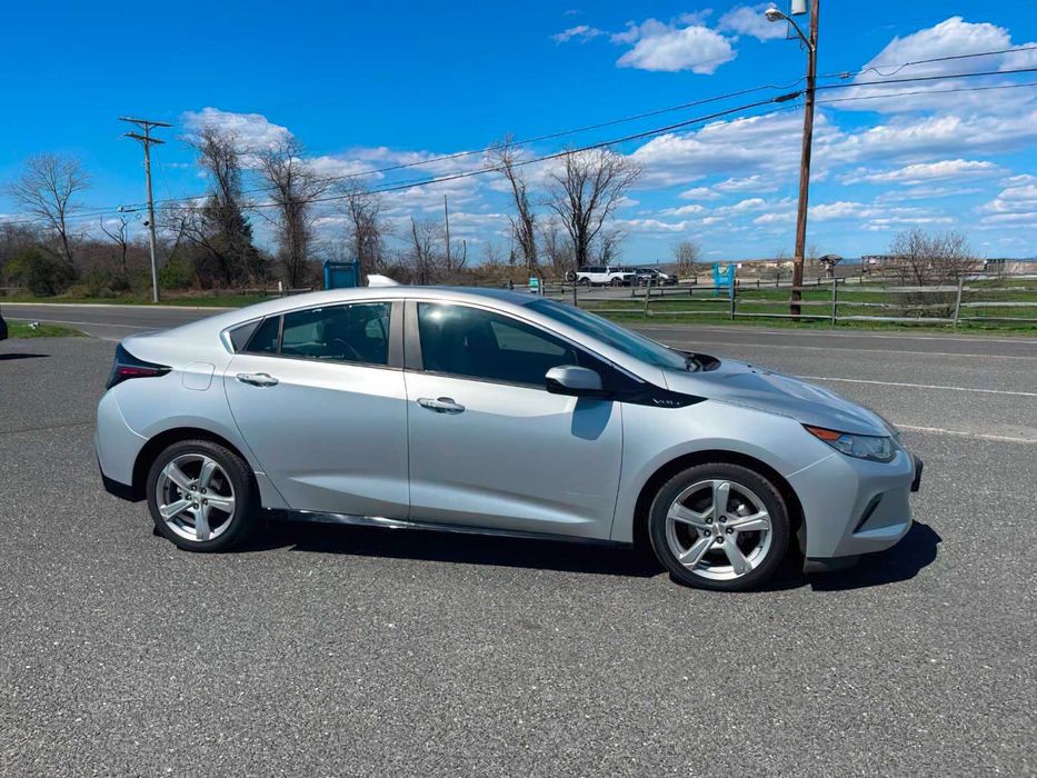 Chevrolet Volt LT      2016