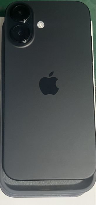 IPhone 16.