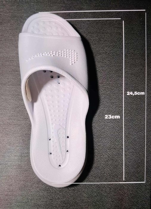 Nowe klapki Nike