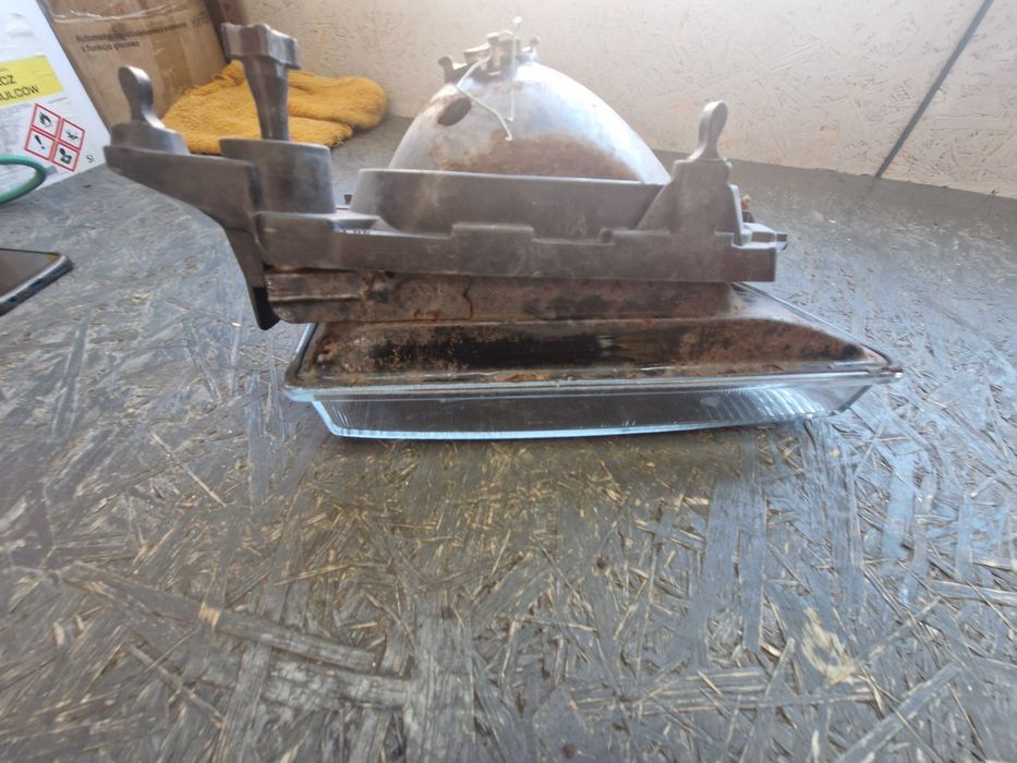 Lampa Lewy Przód Opel Kadett E