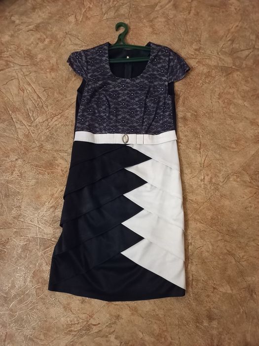 Продам  платье .