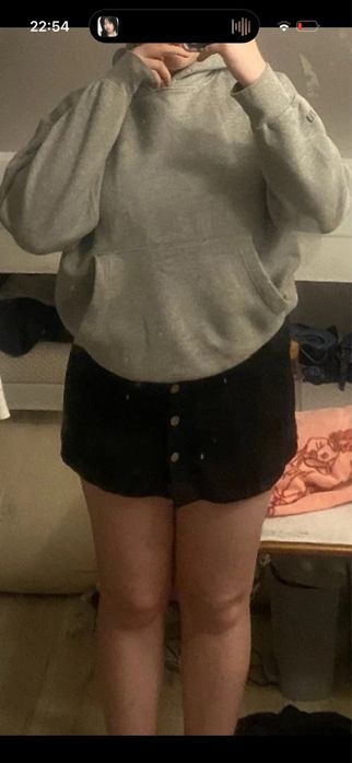 spódniczka czarna z guzikami L