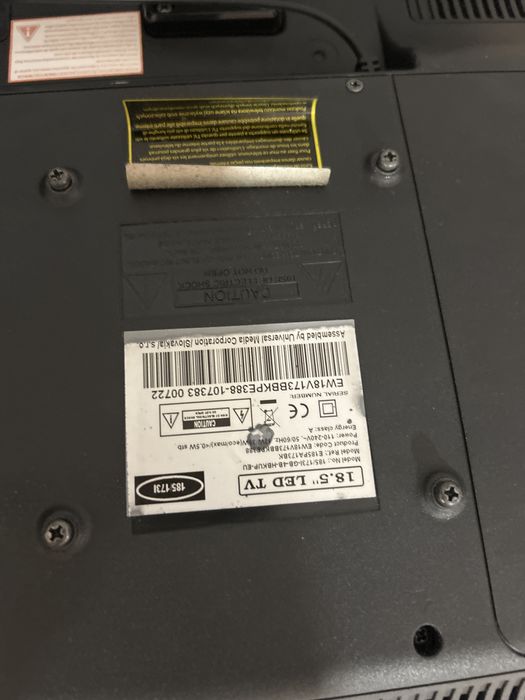 Tv pequena retangular