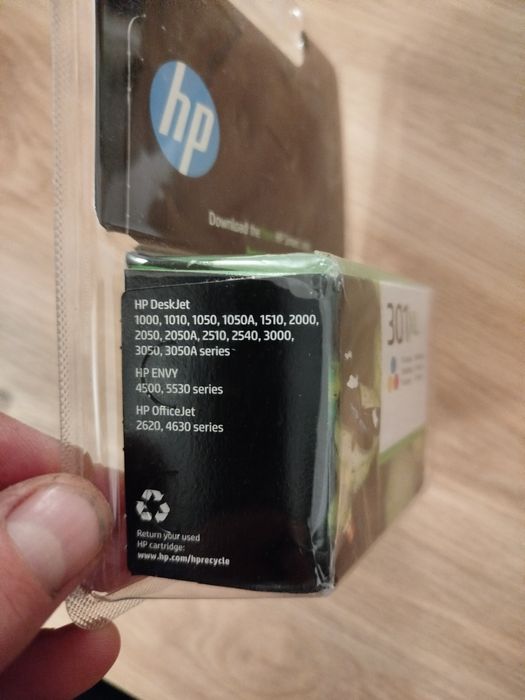 Oryginalny Tusz kolorowy do drukarki HP 301XL