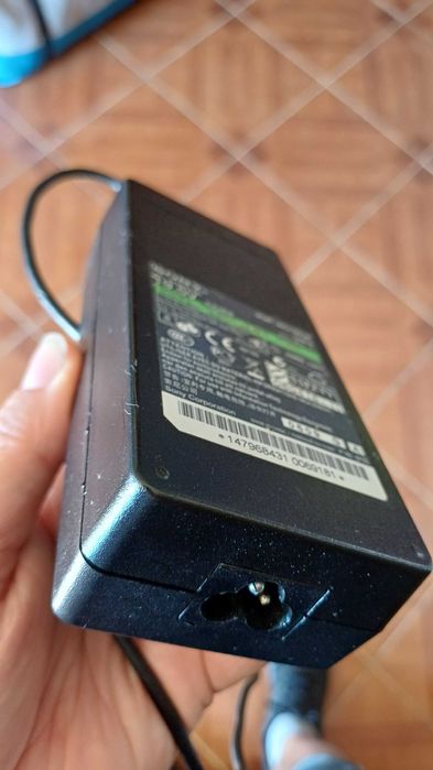 Transformador Alimentador Sony Vaio VGP-AC19V16 19.5V