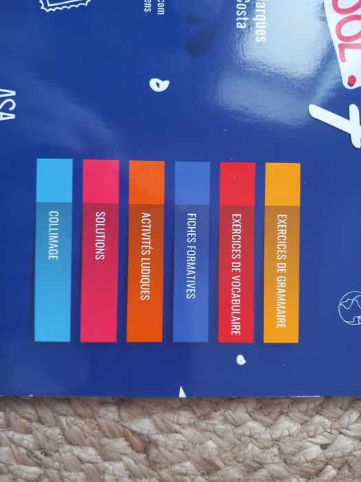 Caderno de atividades FRANCÊS 7.ano