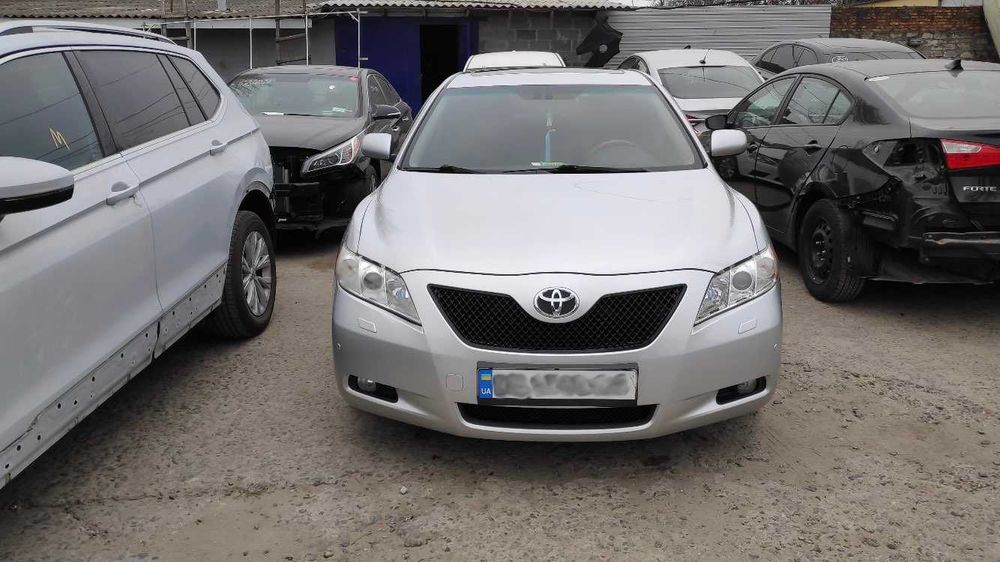 Camry 40 Решетка радиатора и бампера Тойота Камри