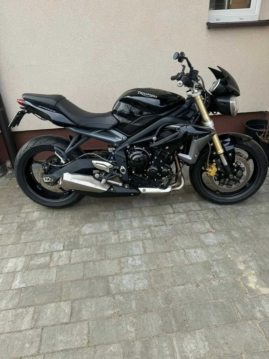 Sprzedam TRIUMPH STREET TRIPLE 675   Rok : 2014