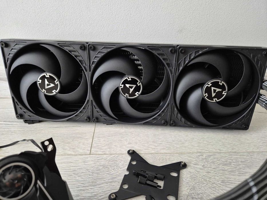 Водяне охолодження 420mm Arctic Liquid Freezer II. Trade-in