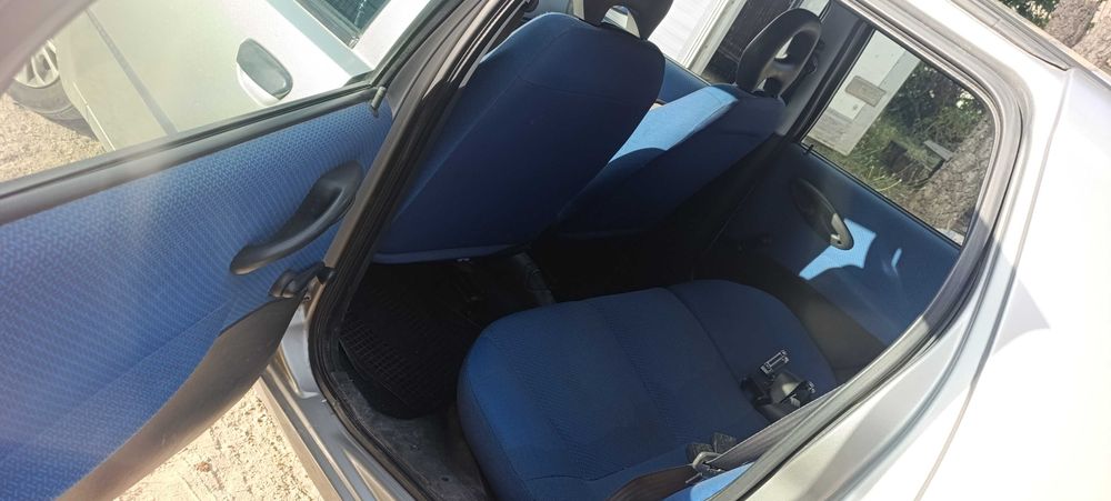 Fiat Punto — fotografia 11