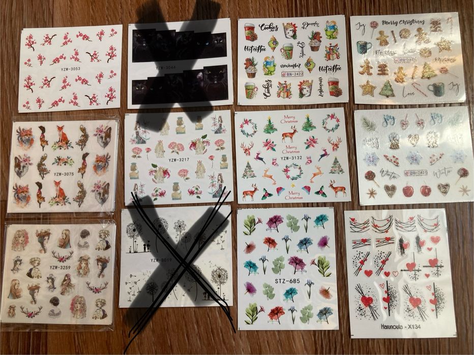 Сухоцветы/кисточки/наклейки для ногтей