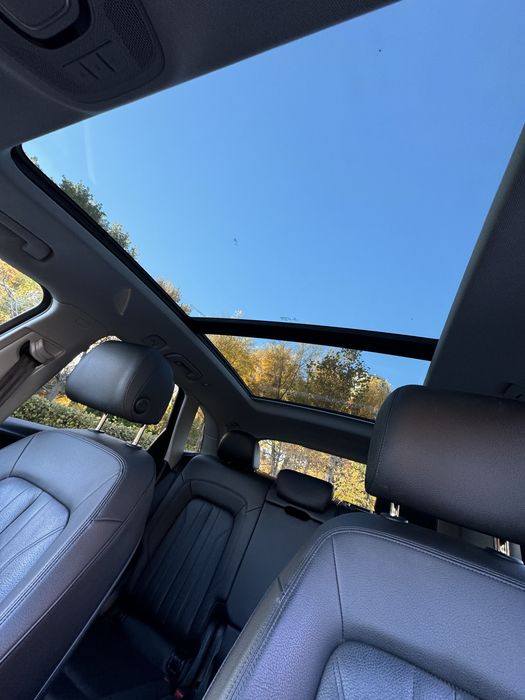 Продам Audi Q5