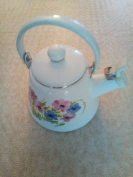 Chaleira para chá urgência