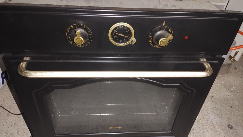 Piekarnik pod zabodowe