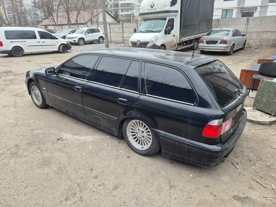 Дверь двери BMW e39 е39 универсал