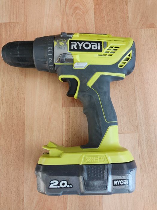 Wiertarko - wkrętarka udarowa Ryobi + bareria 2AH