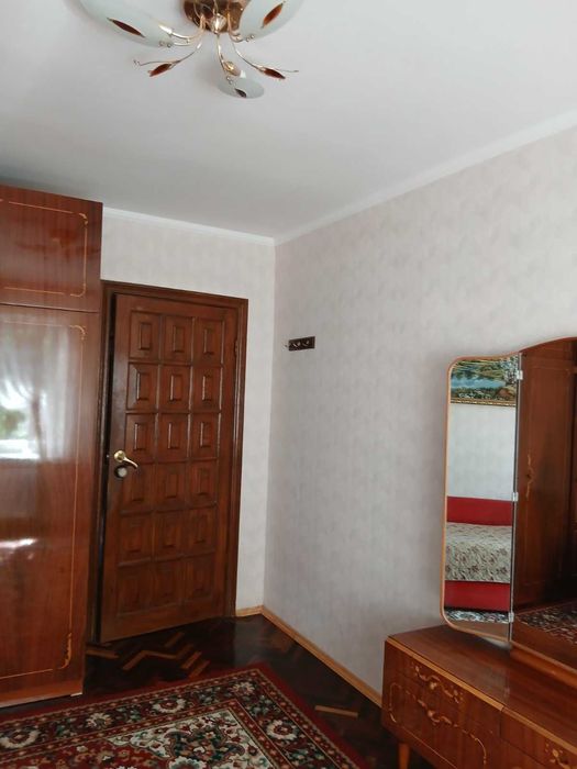 здається кімната,вул.Тростянецька