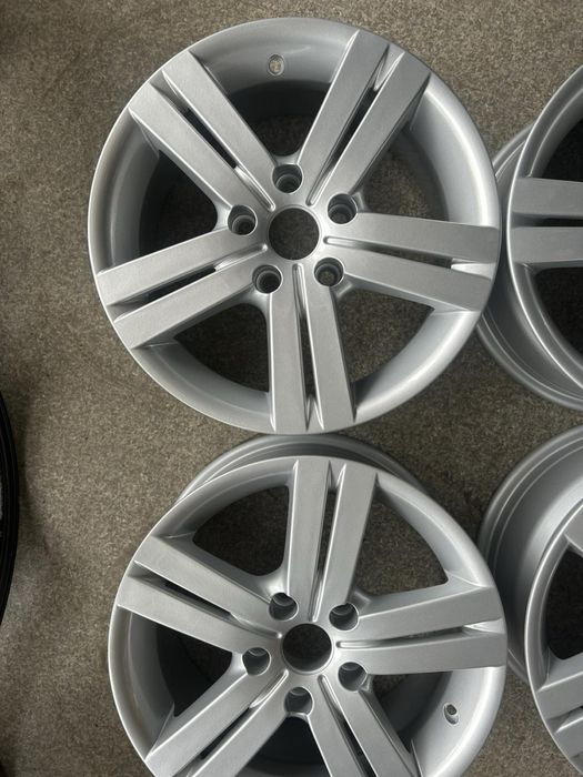 Продам легкосплавні диски 5х114,3 R16 на Toyota, Mazda, Hyundai, Kia, Honda