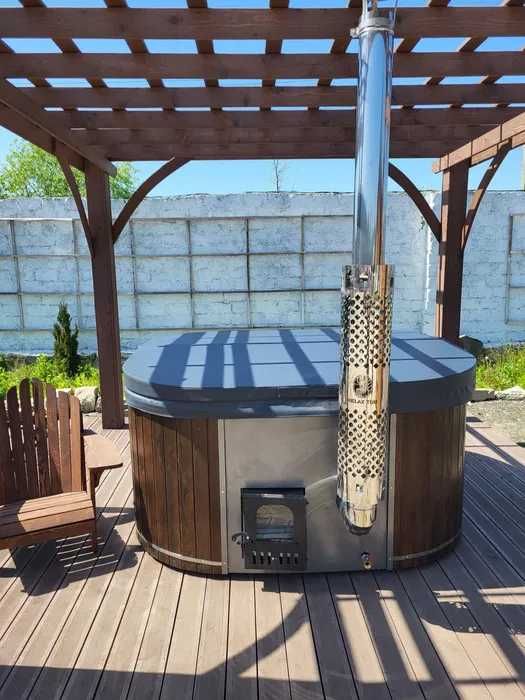 Карпатський чан. Купіль з пічкою на дрова. Вуличне джакузі.