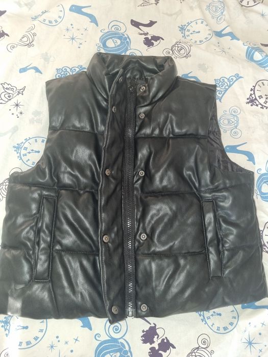 Кожзам безрукавка на дівчинку
