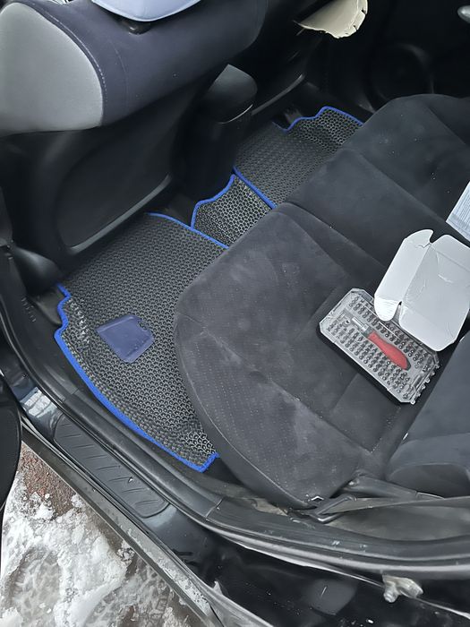 Продам хонду цивик в отличьном состоянии