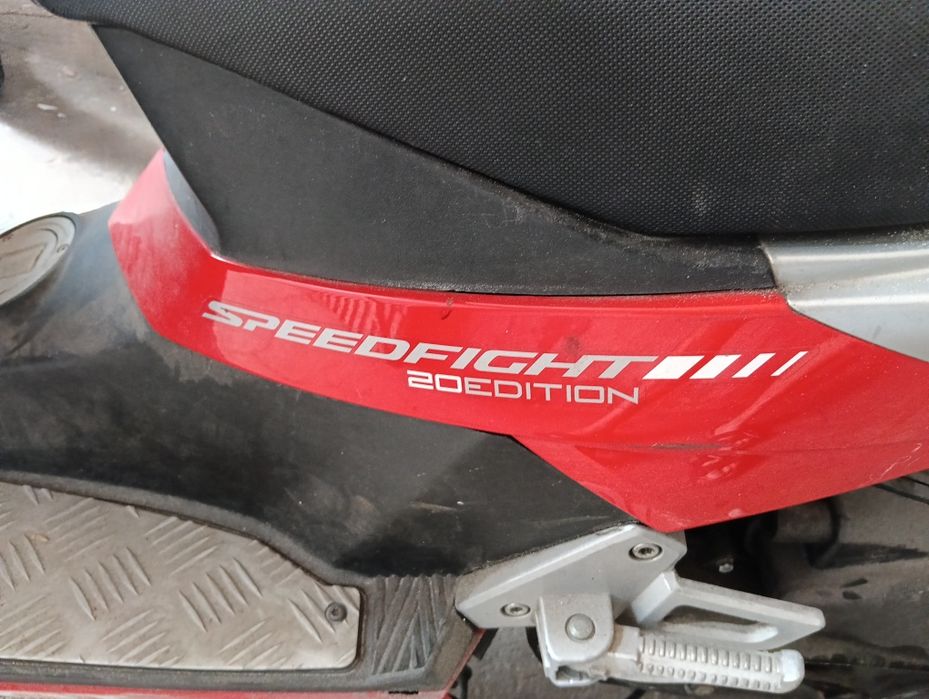 Peugeot 50 speed fight 4