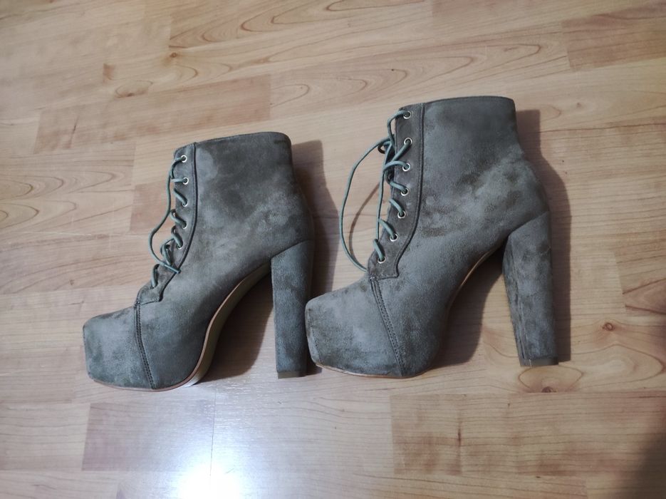 Botas cremes 39 camurça