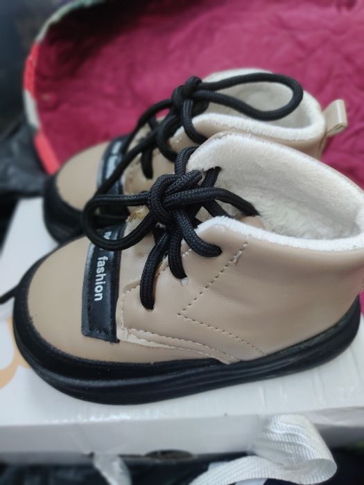 Ботиночки для дівчинки р.23