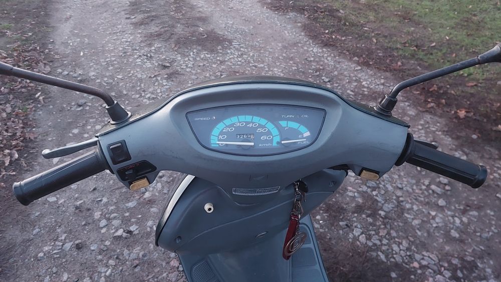 Продам скутер Honda tact AF30
