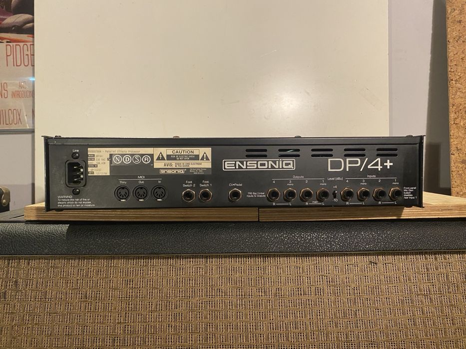 Ensoniq DP/4+ Parallel Effects Processor (Vintage / Raridade)