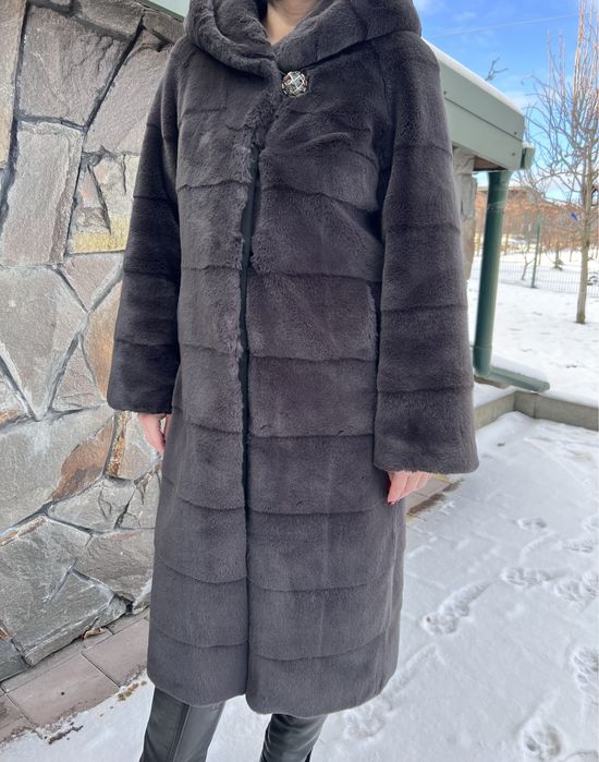 Шуба мутонова довга