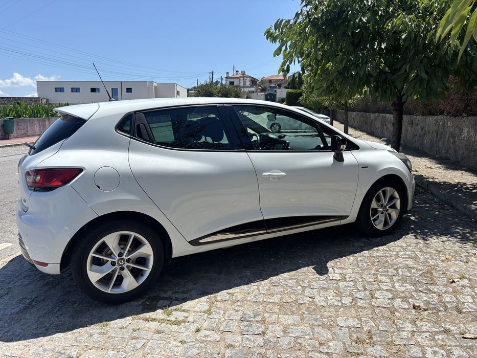 Renault Clio — fotografia 2